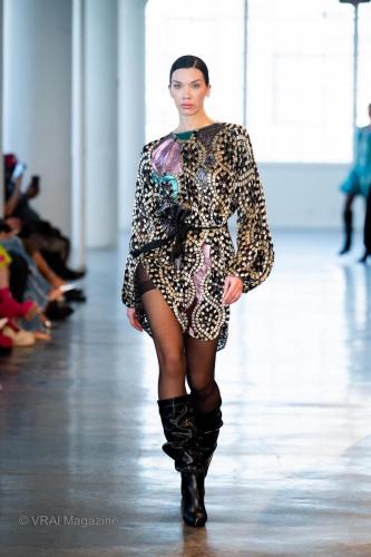 CustoRunwayFW24-072