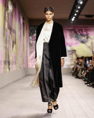DIOR HCS23 003