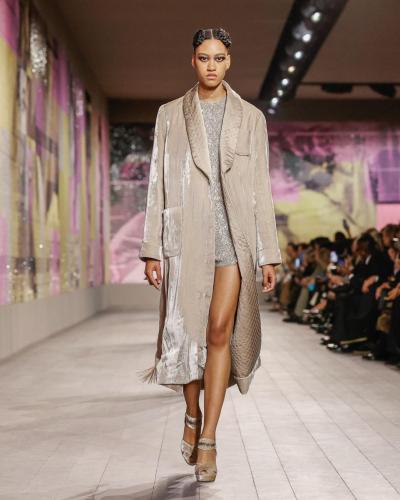 DIOR HCS23 033