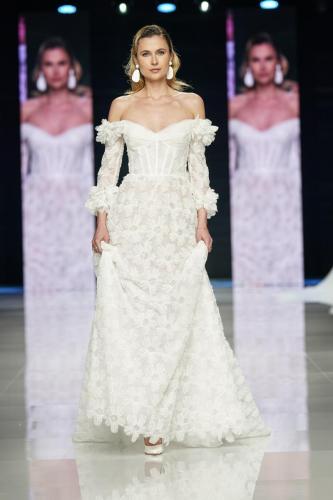 Elisabetta-Polignano-@Si-Sposaitalia-Collezioni-2024-14