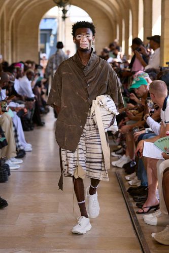 FCW ss27 runway press look 02-13