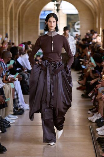 FCW ss27 runway press look 06-17
