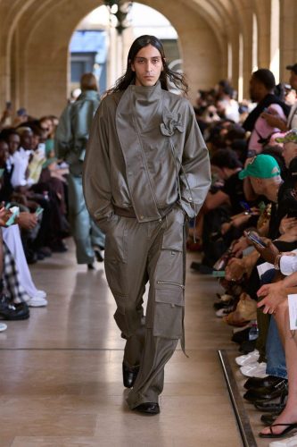 FCW ss27 runway press look 27-8