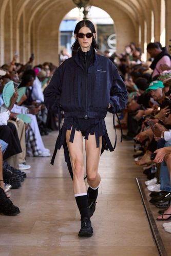 FCW ss27 runway press look 32-11
