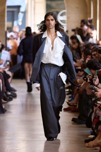 FCW ss27 runway press look 34-12