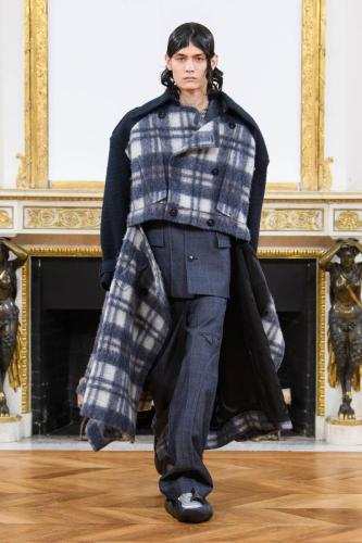 Feng Chen Wang FW23 Look19
