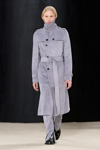 Ferragamo-FW23-19