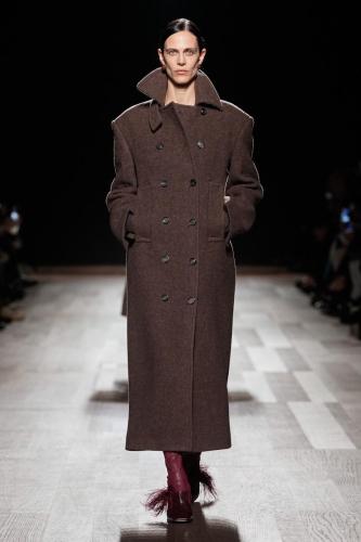 Ferragamo-FW24-09