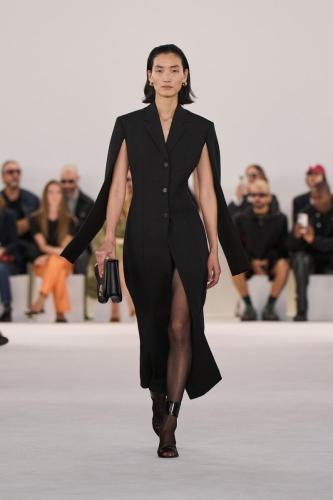 Ferragamo-SS24-LOOK-01