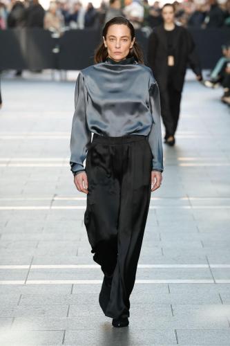 Gauchere fw23 runway PRESS look13