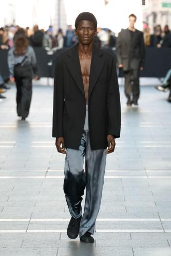 Gauchere fw23 runway PRESS look15