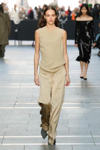 Gauchere fw23 runway PRESS look28