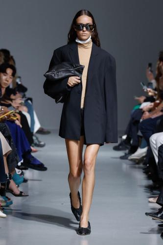 Gauchere ss24 runway press look01
