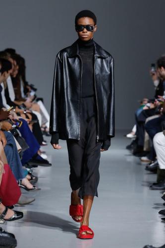Gauchere ss24 runway press look28