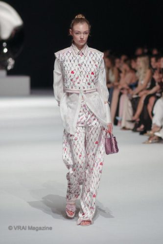 Genny-SS26-MFW-Runway-Highlights-6