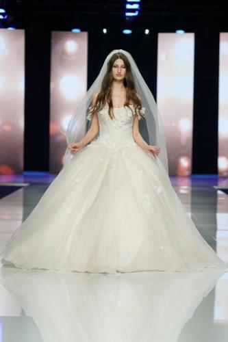 Global-Bridal-House-@Si-Sposaitalia-Collezioni-2024-22