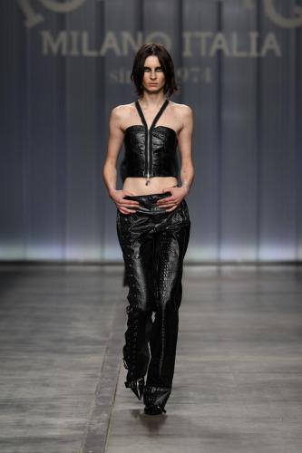 ICEBERG FASHIONSHOW SS24 Look-1
