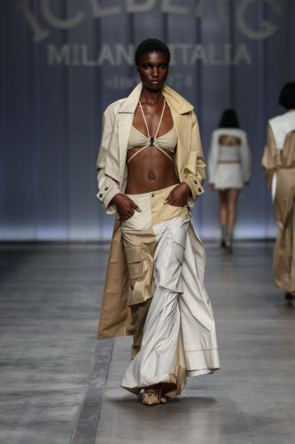 ICEBERG FASHIONSHOW SS24 Look-20