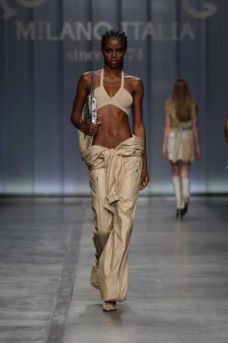 ICEBERG FASHIONSHOW SS24 Look-23