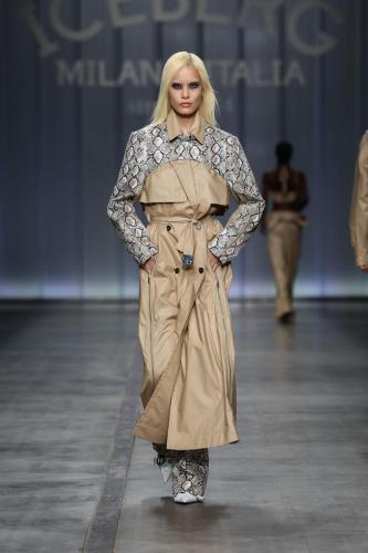 ICEBERG FASHIONSHOW SS24 Look-25