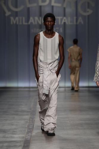 ICEBERG FASHIONSHOW SS24 Look-28