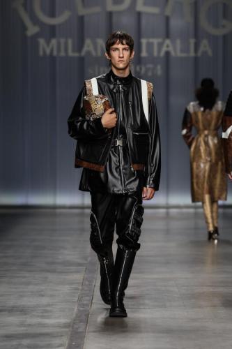 ICEBERG FASHIONSHOW SS24 Look-36