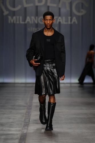 ICEBERG FASHIONSHOW SS24 Look-45