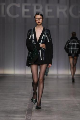 ICEBERG FW24 SHOW LOOK-14