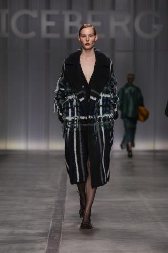 ICEBERG FW24 SHOW LOOK-17