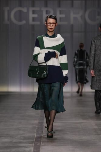 ICEBERG FW24 SHOW LOOK-19