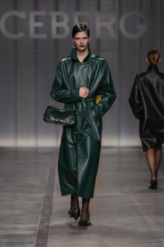ICEBERG FW24 SHOW LOOK-2