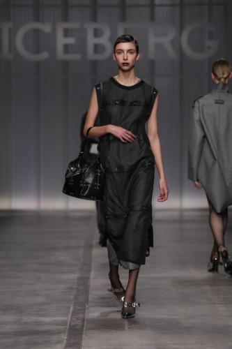 ICEBERG FW24 SHOW LOOK-27