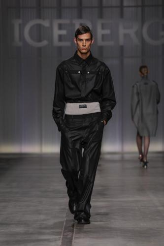 ICEBERG FW24 SHOW LOOK-28