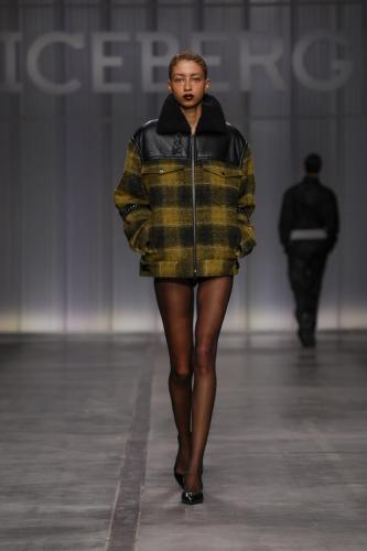 ICEBERG FW24 SHOW LOOK-30