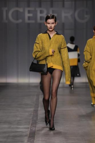 ICEBERG FW24 SHOW LOOK-37