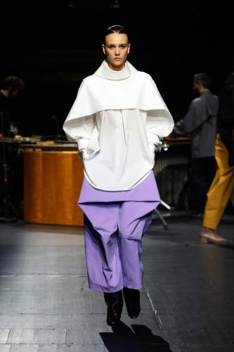 ISSEY-MIYAKE AW23 LOOK02