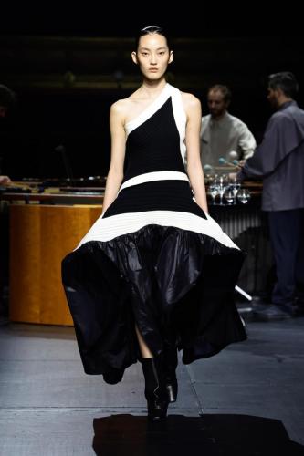 ISSEY-MIYAKE AW23 LOOK07