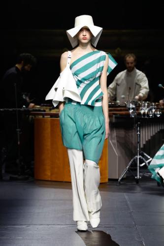 ISSEY-MIYAKE AW23 LOOK15