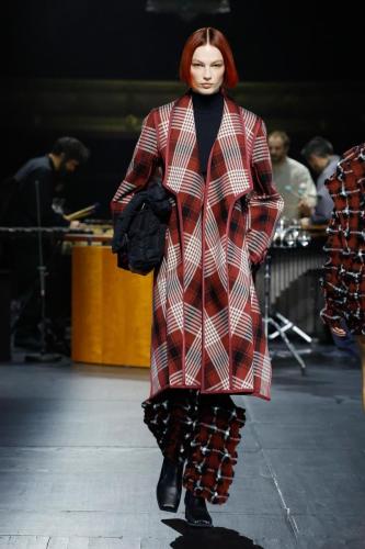 ISSEY-MIYAKE AW23 LOOK20