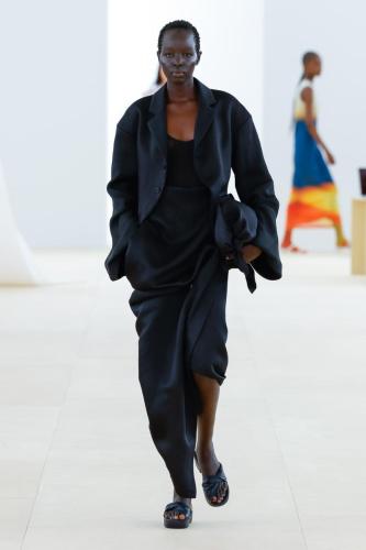 ISSEY-MIYAKE SS24 LOOK16 high
