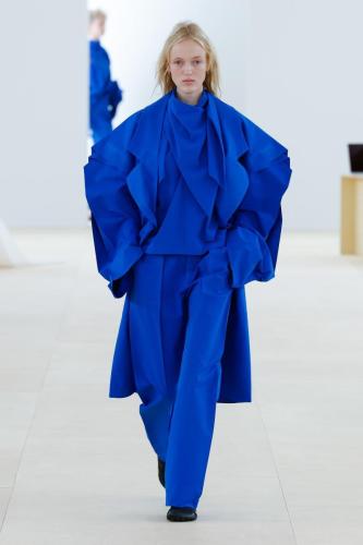 ISSEY-MIYAKE SS24 LOOK24 high