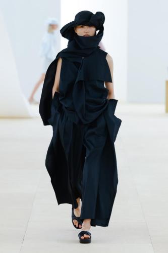 ISSEY-MIYAKE SS24 LOOK34 high