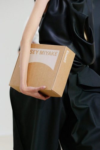 ISSEY-MIYAKE SS26 DETAILS 05-4