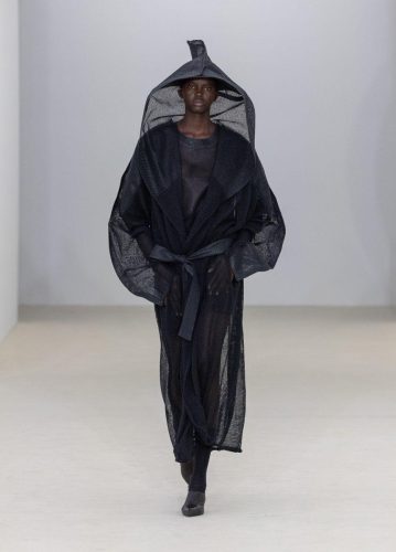 ISSEY MIYAKE LOOK-37-4-37