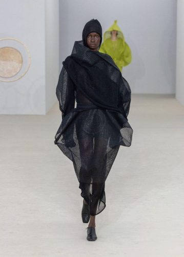 ISSEY MIYAKE LOOK-38-4-38