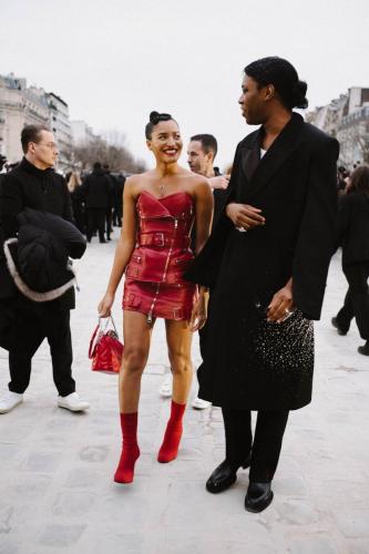 Indya-Moore-at-the-Alexander-McQueen-FW23-Show002