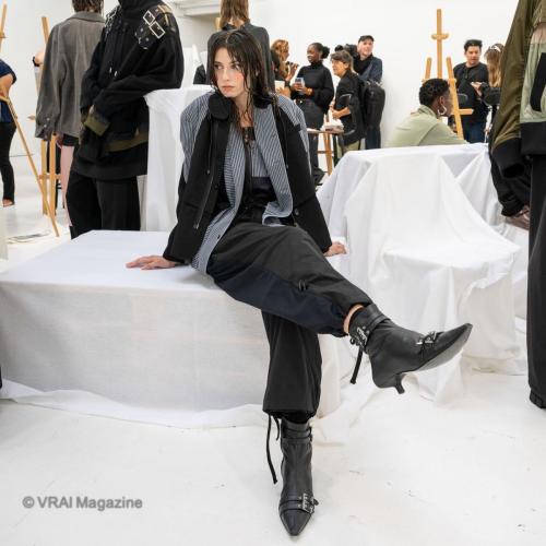 JarelZhang-ArtistPosing-115