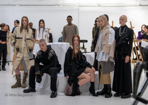 JarelZhang-ArtistPosing-39