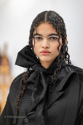 JarelZhang-ArtistPosing-80