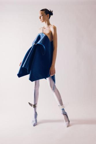 KATE BARTON FW23 LOOK3